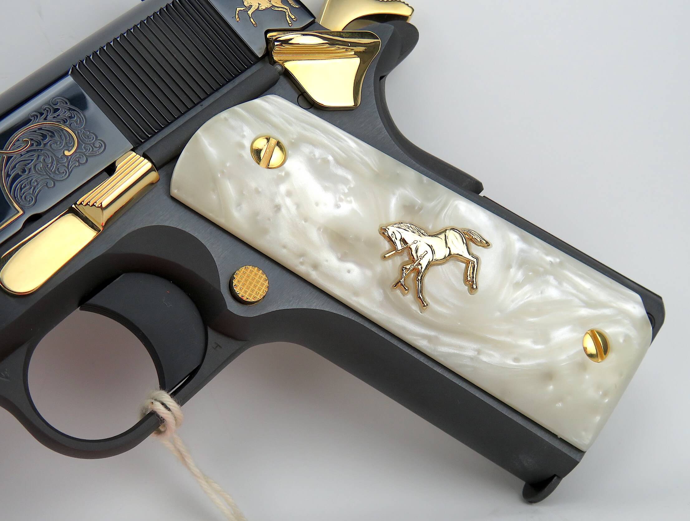 LEW HORTON EXCLUSIVE GOLD PREMIER COLT 1911 Gov 5" 38 Super - Image 3