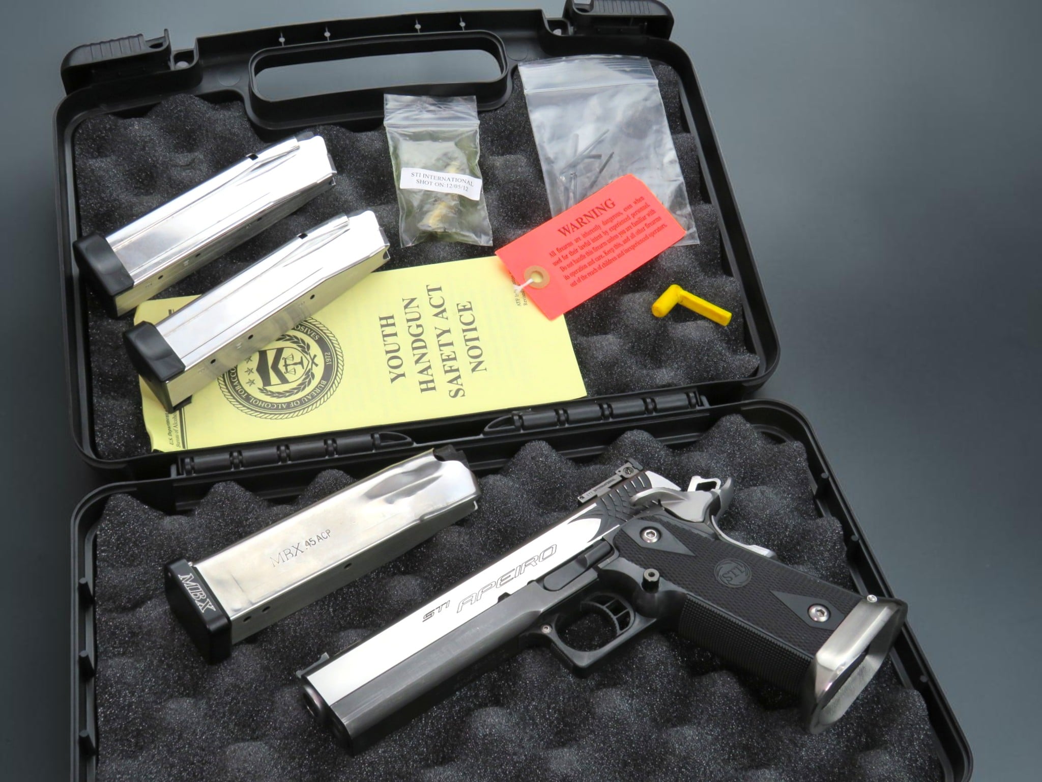 RARE EARLY PRODUCTION STI STACCATO APEIRO 2011 45acp MATCHING BOX OWNERS COLLECTION - Image 7