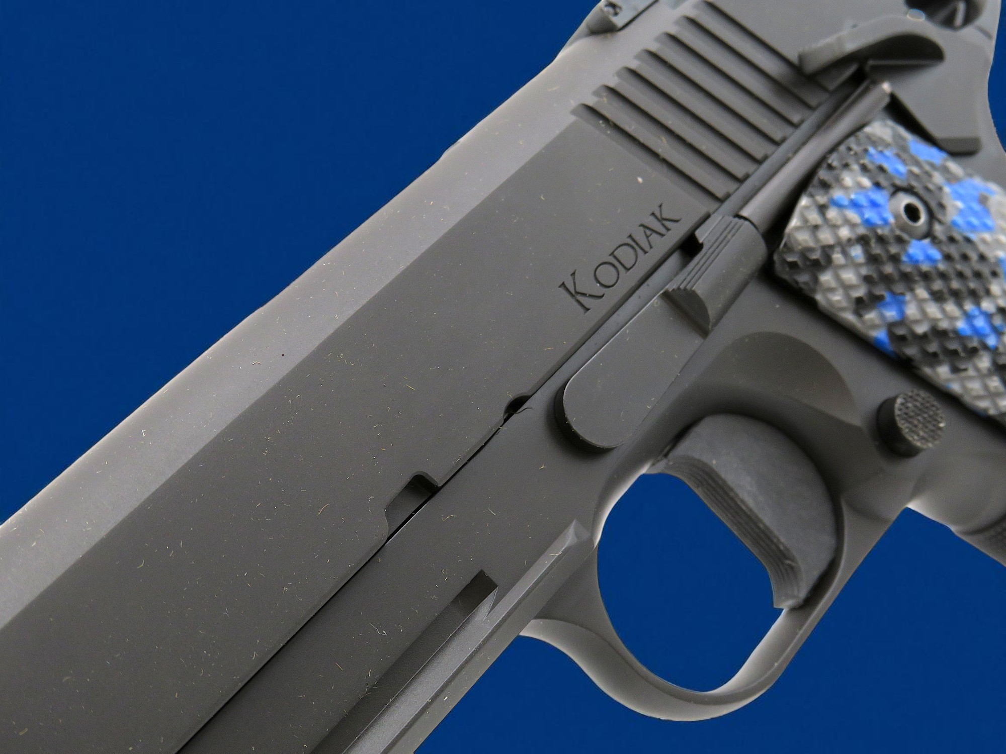 NEW BLACKOUT DAN WESSON 1911 KODIAK 10mm 6" BARREL x2 8+1rds - Image 6