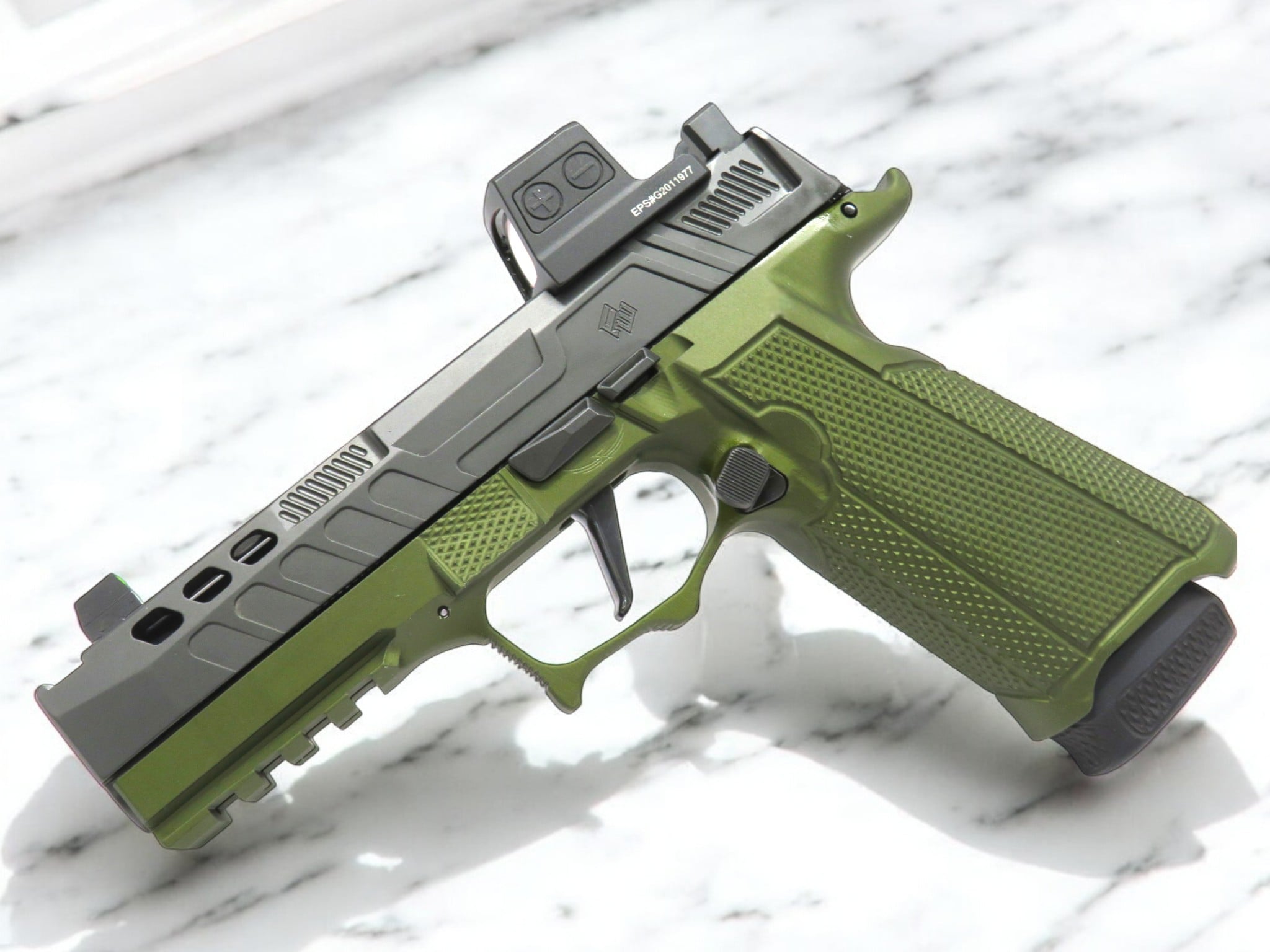 SK ACE 311 P365 FUSE COMP with 2011 GRIP - ODG