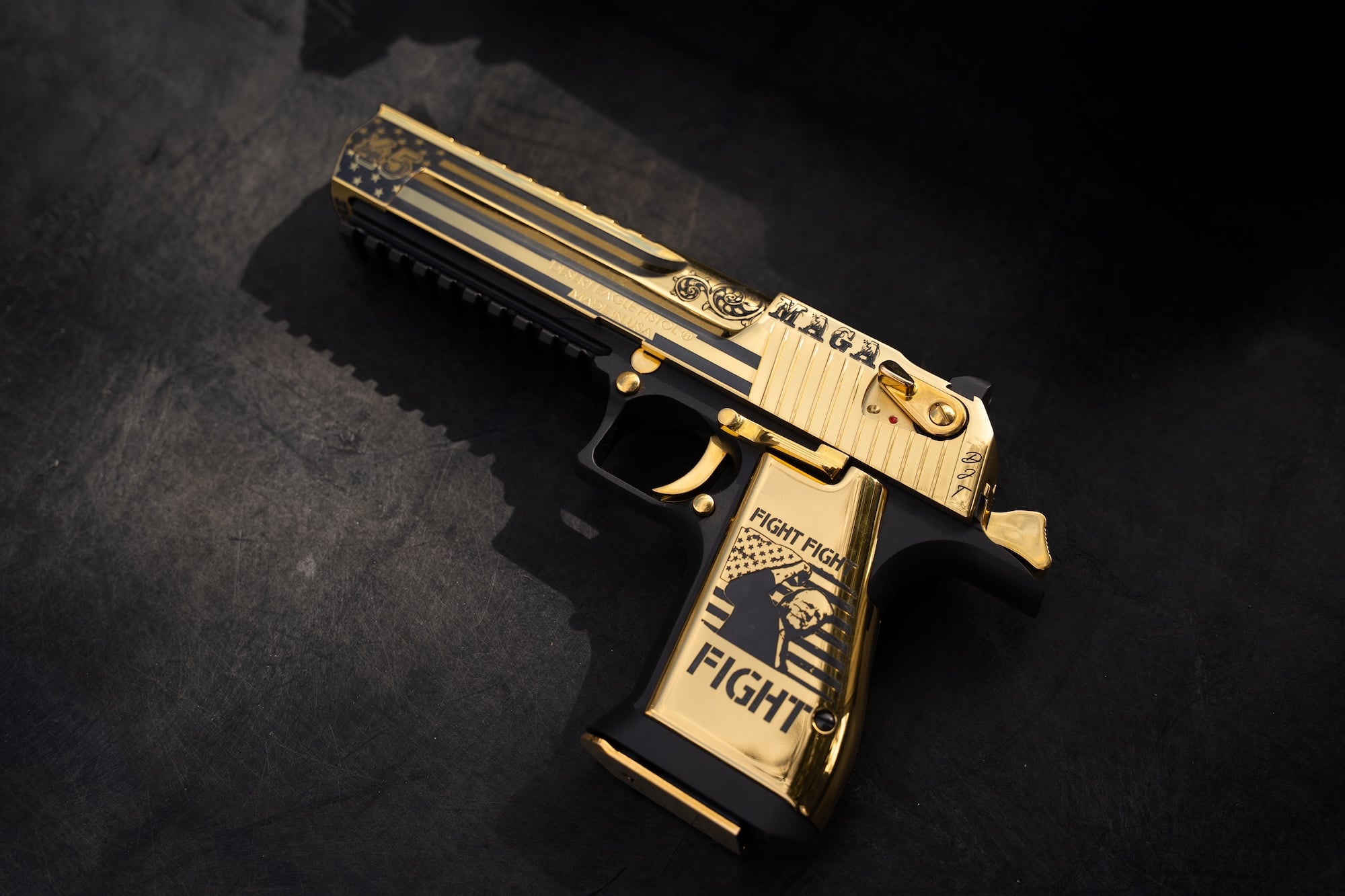 Limited Edition Desert Eagle 50AE TRUMP MAGA 45/47 Gun #005 of 100 MAGA05 - Image 9