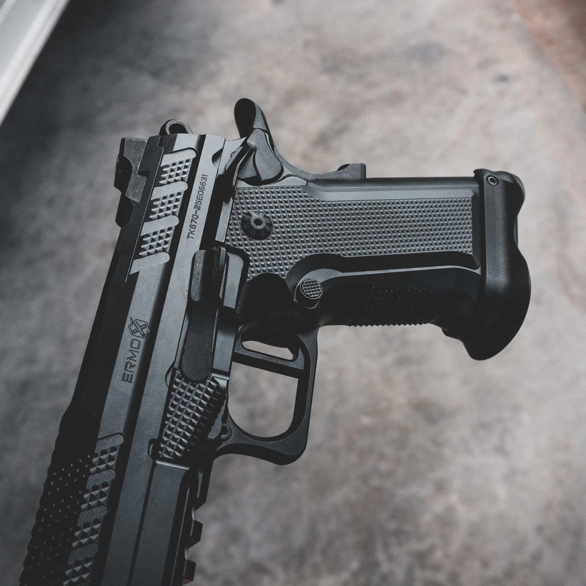 CUSTOM SHOP LIMITED EDITION BLACKOUT EDITION FUSION FIREARMS XP