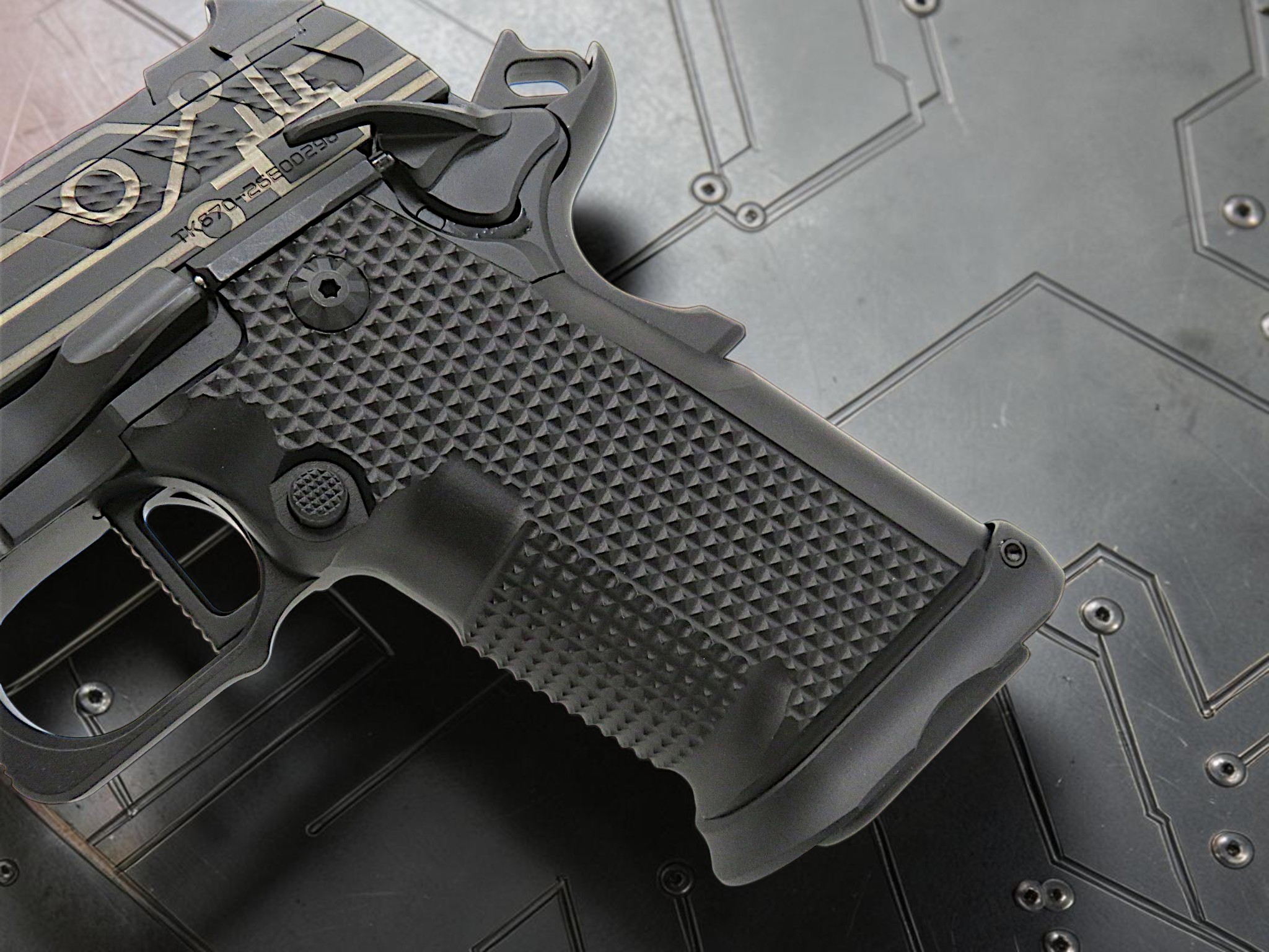 CUSTOM SHOP LIMITED EDITION CYBER ATTACK BLACKOUT-EDITION FUSION FIREARMS XP-PRO COMP & PORTED AMBI - Image 11