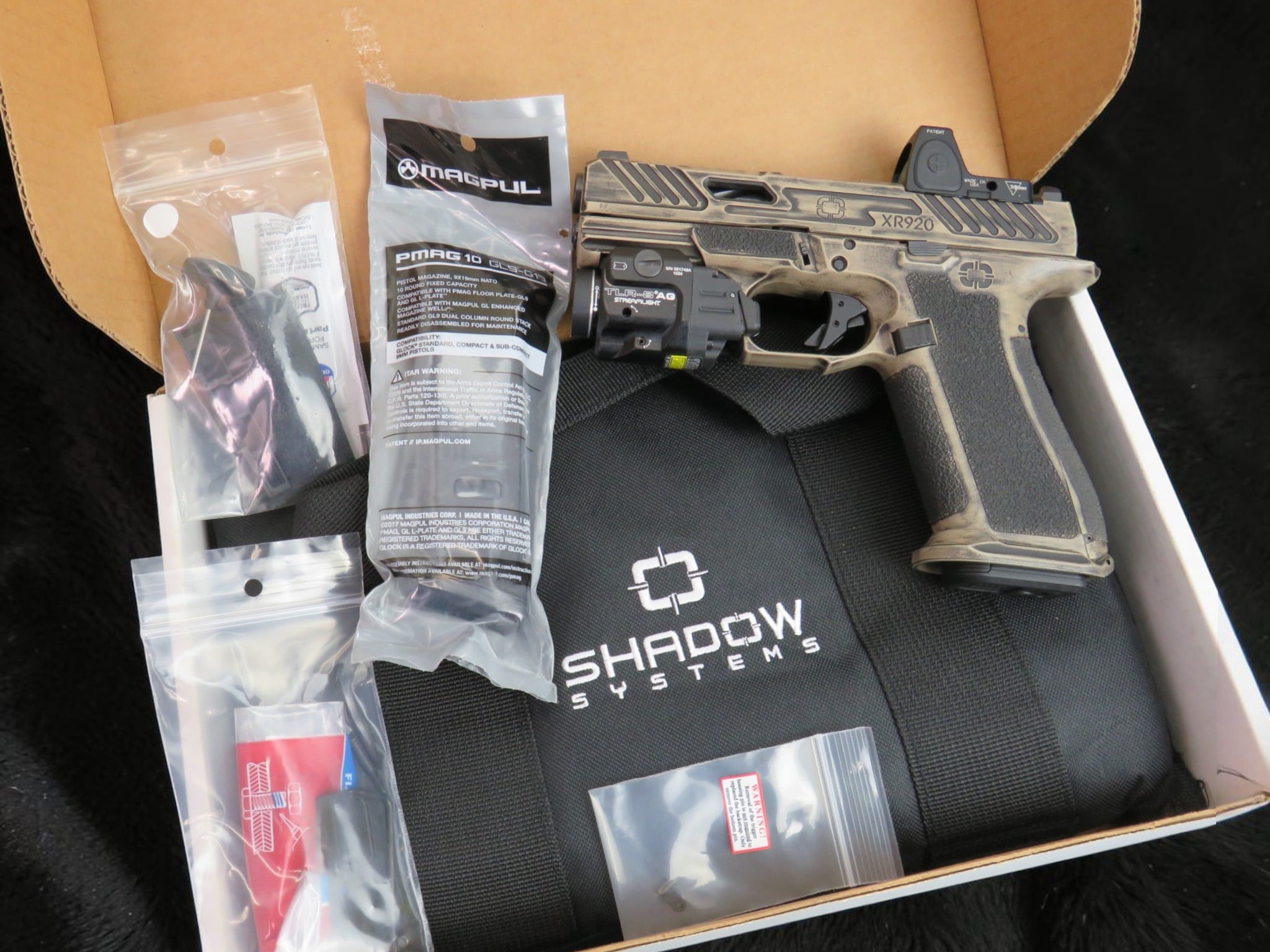 ONE-OF-ONE SHADOW SYSTEMS XR920 ELITE with 10rd Mags, Trijicon RMR and Streamlight TLR-8a G Flex - Image 11
