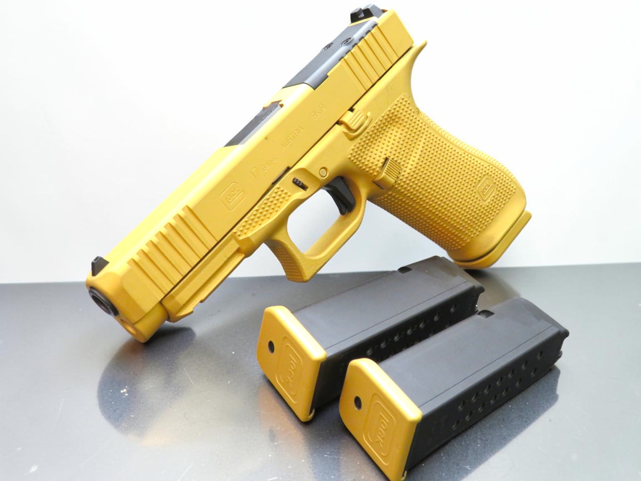 SK Customs Glock 17 Gen 6 MOS GOLD CERAKOTE 17rd Mags