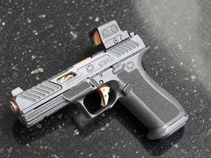 ONE-OF-ONE SHADOW SYSTEMS DR920 ELITE with 17rd Mags, Holosun 507T MRS Green