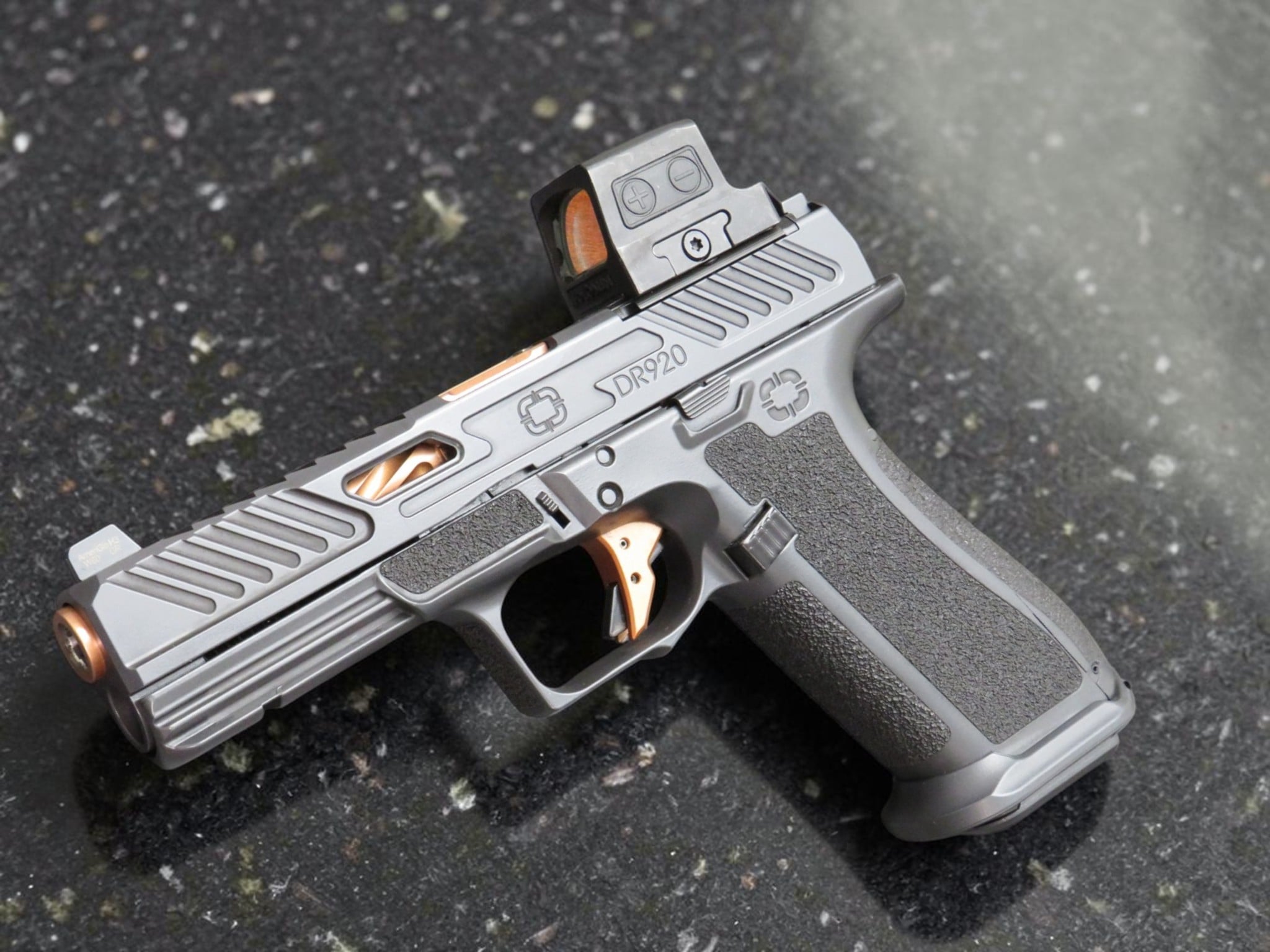 ONE-OF-ONE SHADOW SYSTEMS DR920 ELITE with 17rd Mags, Holosun 507T MRS Green
