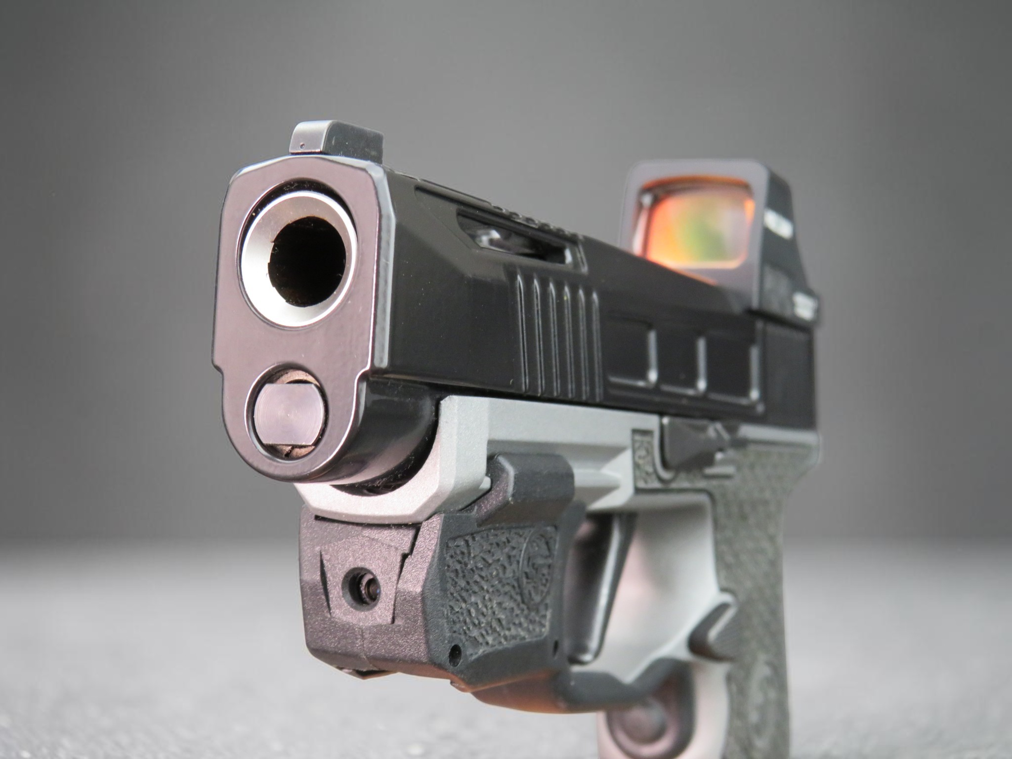 CUSTOM SIG P365XL 9mm Tetris Stipple, Cerakoted, Pic Rail with Optic and Lots of Extras - Image 11