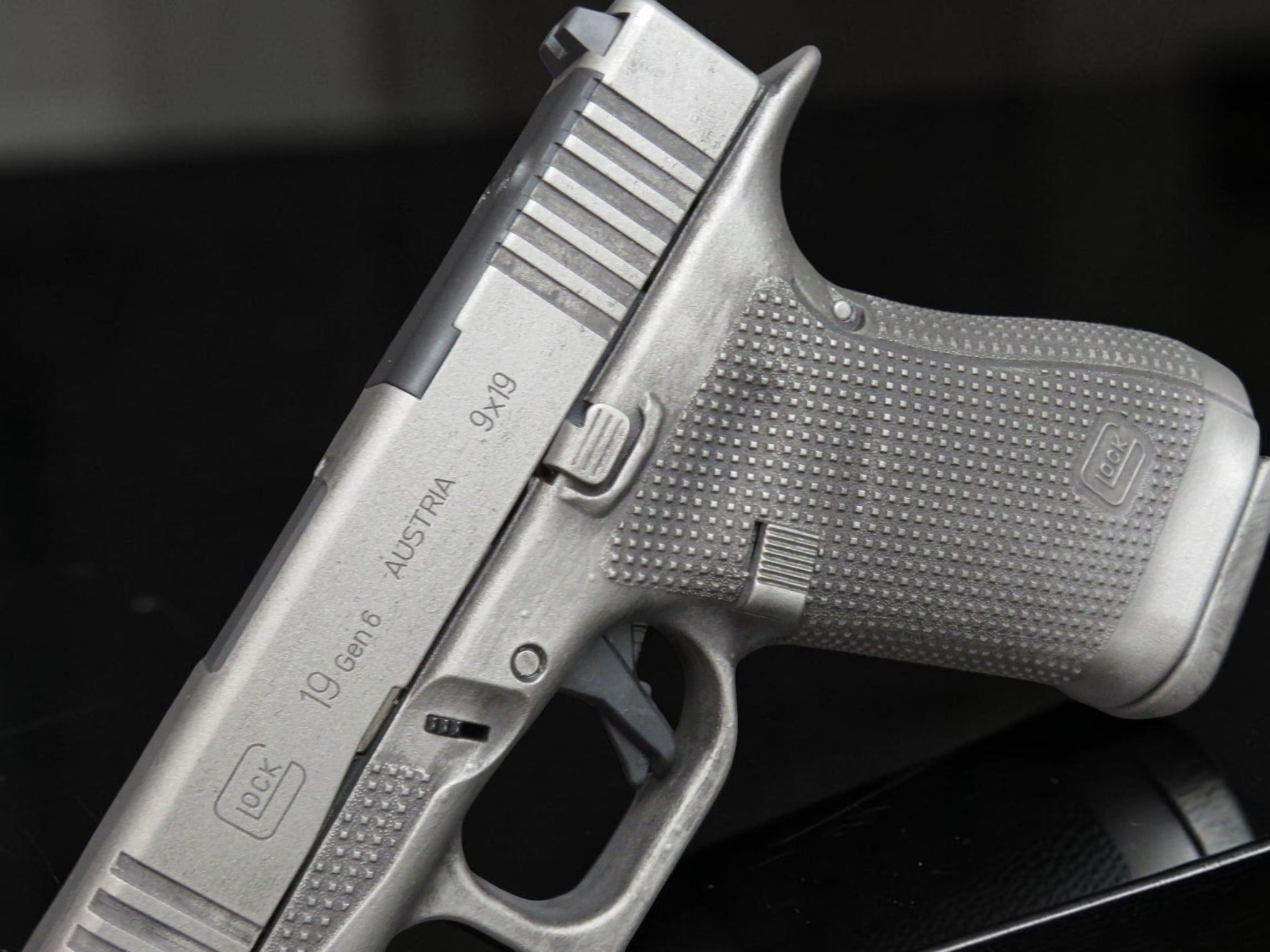 SK Customs Glock 19 Gen 6 MOS Distressed Sniper Gray CERAKOTE 15rd Mags - Image 9