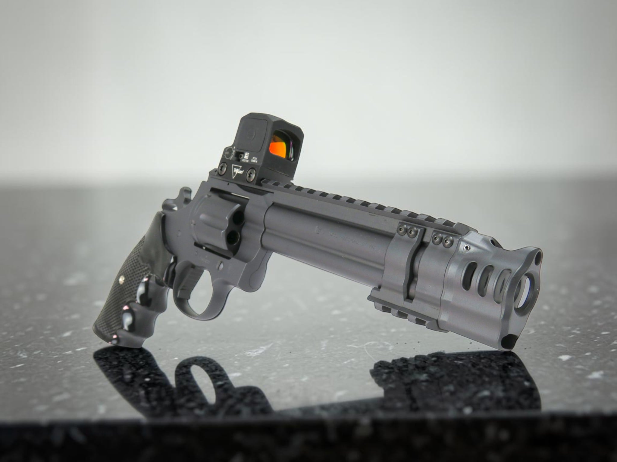 SK Customs Custom Shop Colt Python 6" Compensated, Pic Rail, RMR/RCR Mount, RCR Red Dot, Reactiv Maxx Grips - Image 2