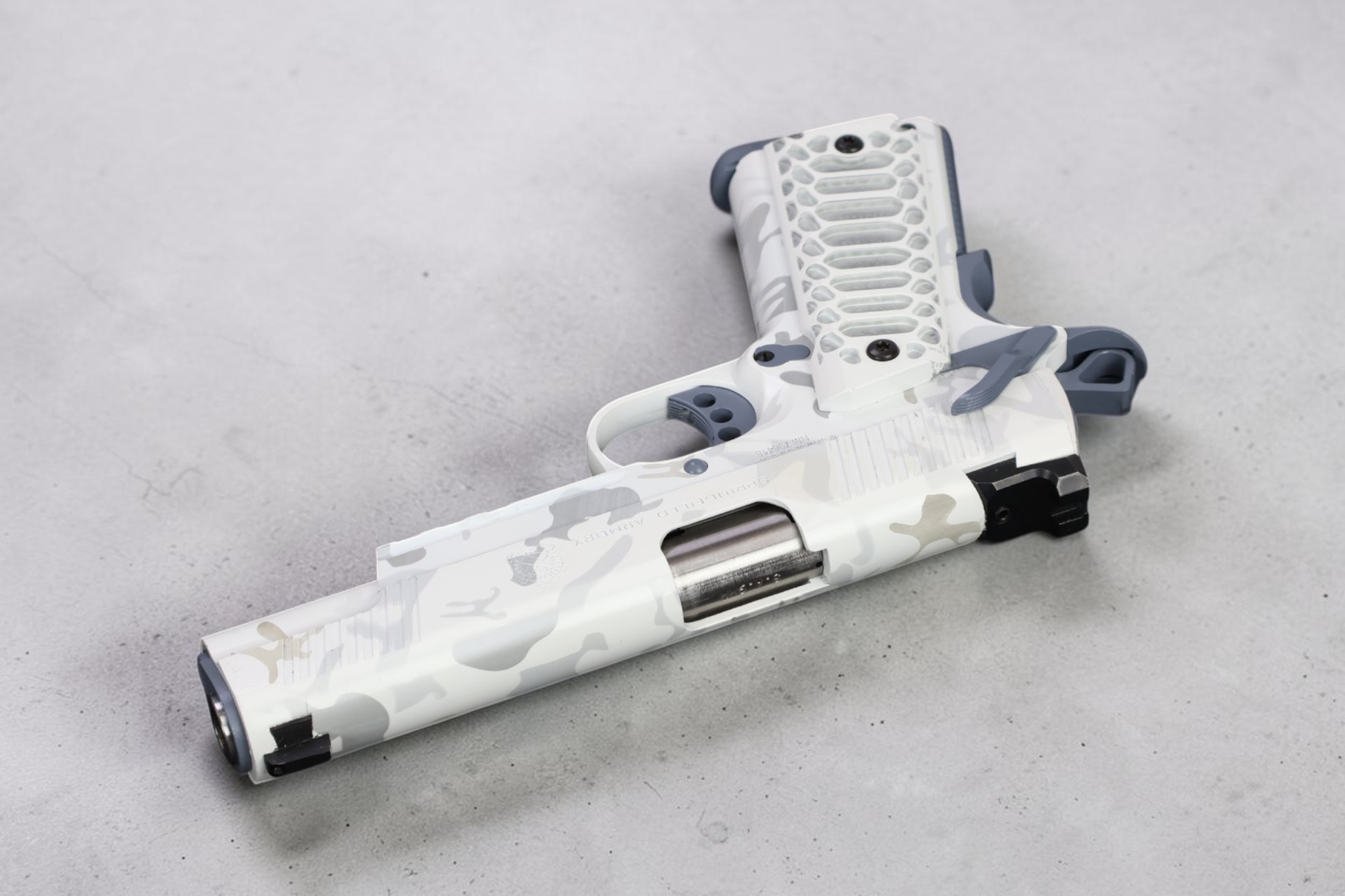SK CUSTOMS CUSTOM SHOP SPRINGFIELD OPERATOR STORMTROOPER CERAKOTE - Image 3