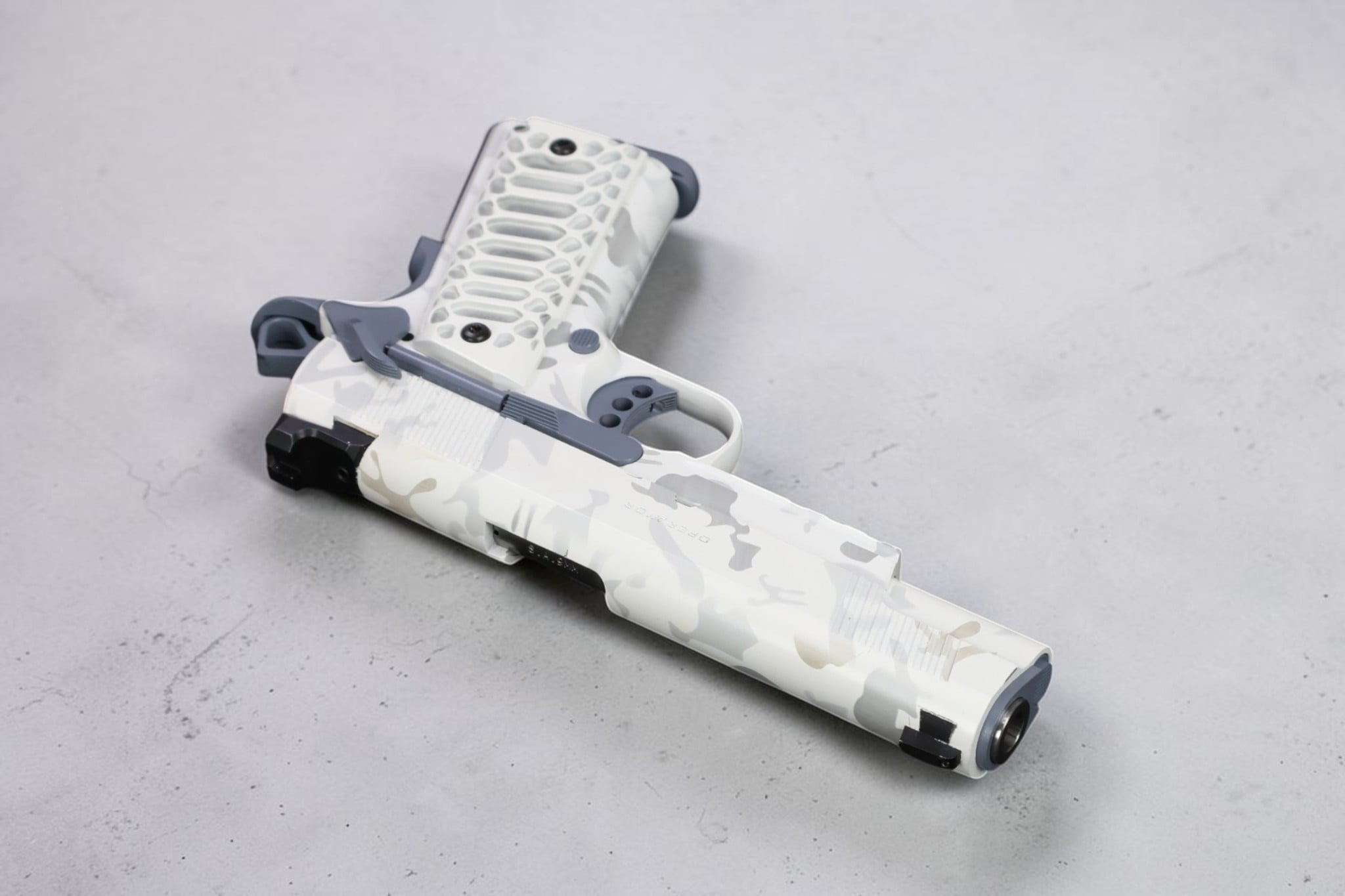 SK CUSTOMS CUSTOM SHOP SPRINGFIELD OPERATOR STORMTROOPER CERAKOTE - Image 4