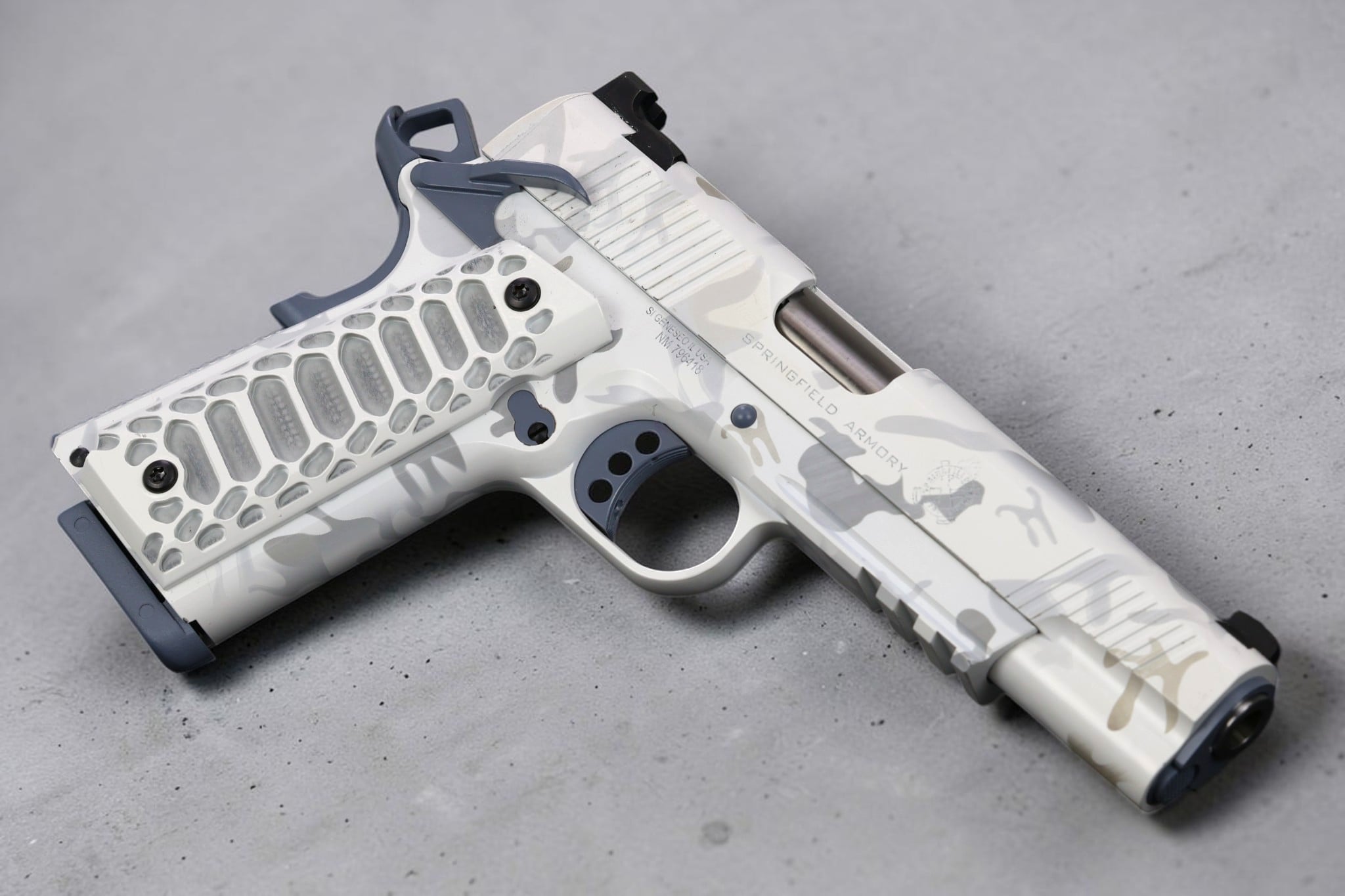 SK CUSTOMS CUSTOM SHOP SPRINGFIELD OPERATOR STORMTROOPER CERAKOTE - Image 2