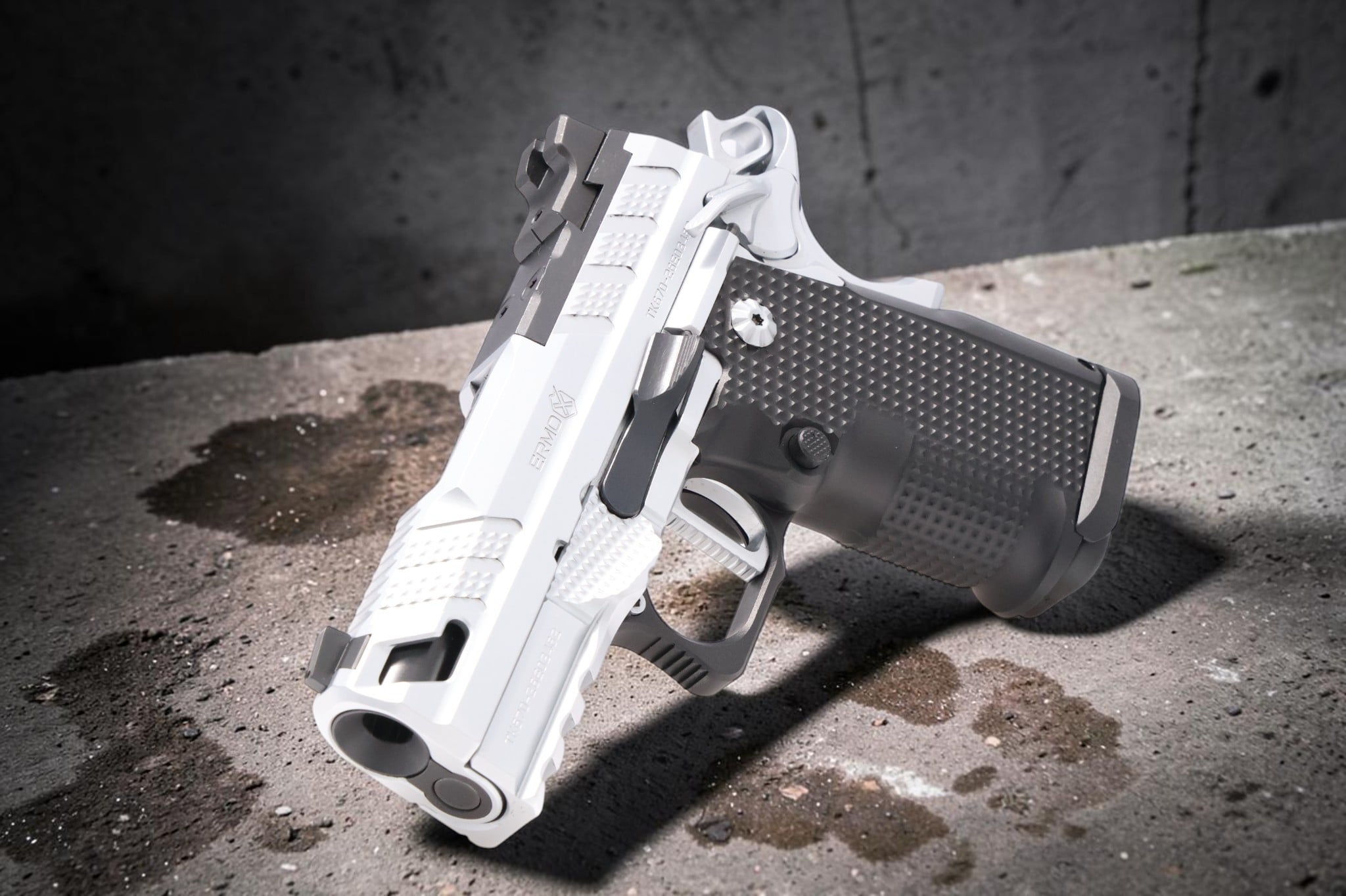 NEW MODEL CUSTOM SHOP XP 3C CHROME AMBI THUMBLEDGE LIMITED EDITION FUSION FIREARMS