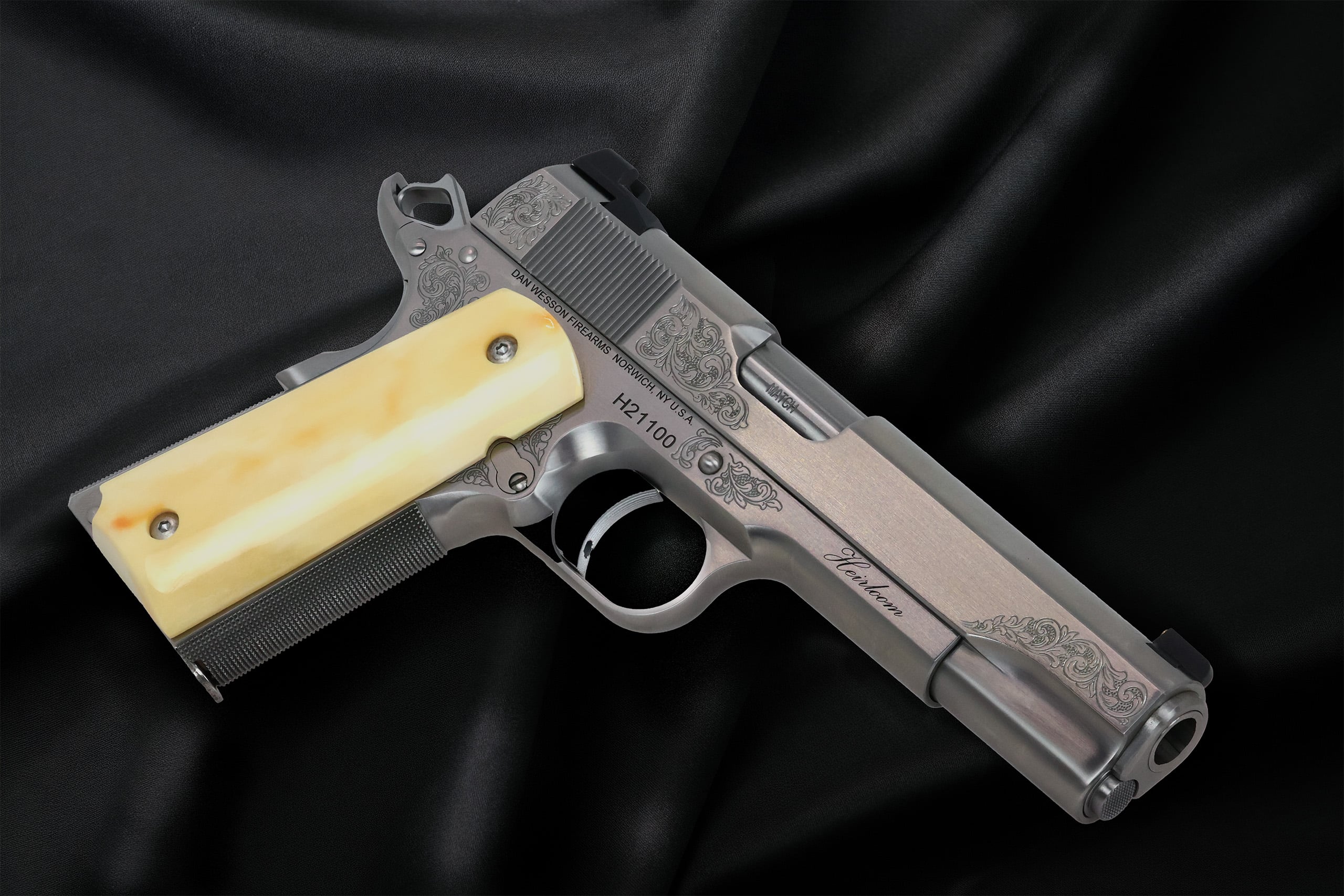 Dan Wesson Heirloom 1911 5" 45acp Engraved #100